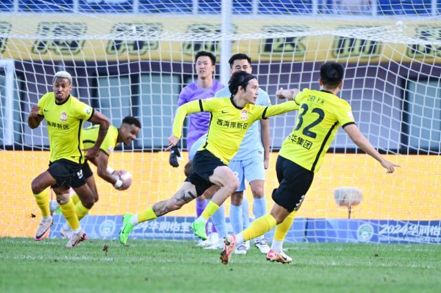 1726996501380068987.jpg 开云体育网址-【中超】张修维破门杜加利奇乌龙 西海岸3比2新鹏城