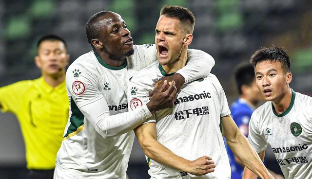 开云体育网址下载-浙江队长人在囧途难比穆谢奎 学习孙准浩求助旧主