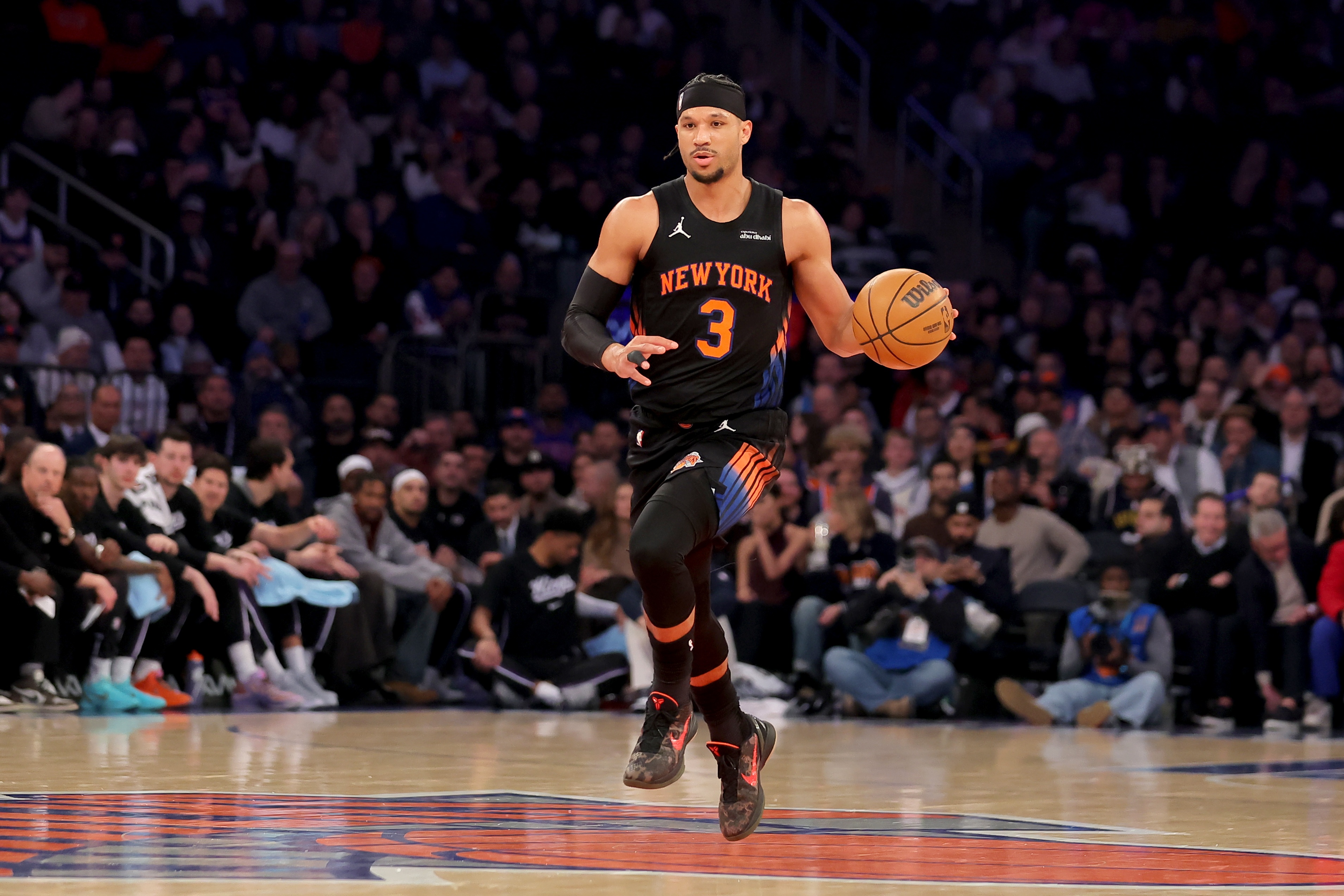 开云体育网址下载-哈特：文班天赋高 我们也有很多防守好的球员 防守是我们立身之本