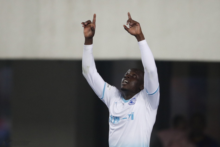 最新开云体育网址入口-大连足球史上今天：2017年穆谢奎双响，一方2-0北京北控，附评分|大连一方|客场|射门|中甲|中甲联赛_新浪新闻