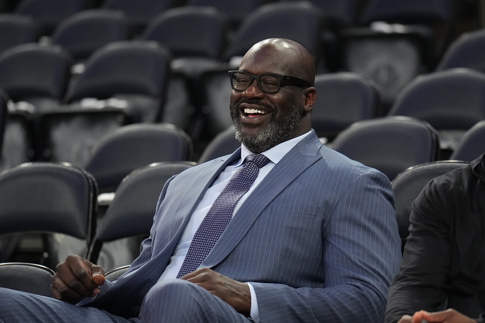 NBA球员收入哪家强？乔丹45亿居首 LBJ压奥胖 科五库六&amp;三少前十